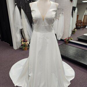 Kirsten DB 9WG4096 Size 20W Ivory Satin Halter Full A-line Bridal Gown Wedding
